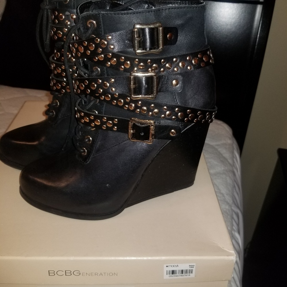 Leather boots